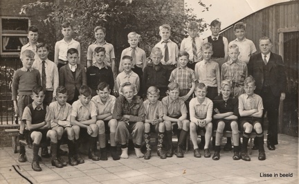 De zevende klas van meester Strik in 1946