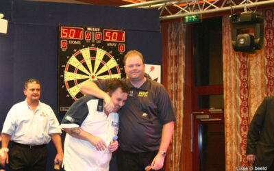 Darten in de “Nachtegaal” met o.a. Phil Taylor